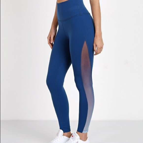 SOLD ❌ Beyond Yoga Mesh Ombre Leggings - Picture 1 of 6